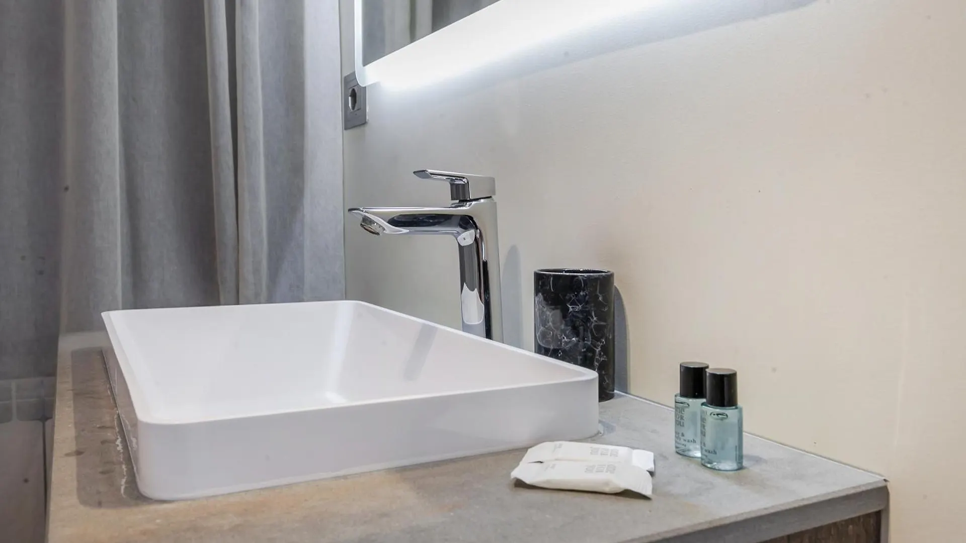 Apartmán San Babila Luxury Suite - In The Heart Of Fashion Disctrict Milán